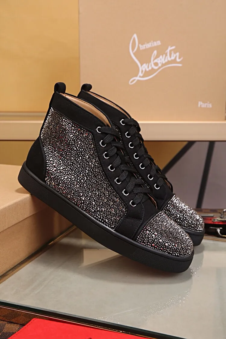 Ex-factory price 480. christian louboutin (CL red sole shoes) counter hot diamond series, high-top casual sneakers for couples 📢 📢 📢 Exclusive hot style release 🎈🎈💪 Movable latex feet 👻 Finished outsole sewing line [satisfied] 😝Female 35-40# Male 38#-46, global supply😝 [Top version]: original imported cowhide upper, top original leather lining, original molded TPU outsole, original 1:1 detail processing, original shoe last, large quantity available from stock,